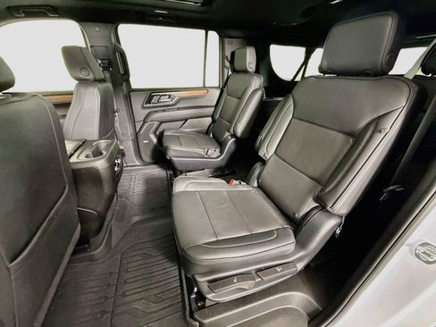 Used 2026 GMC Yukon XL Denali w/ Sun & Power Step Package AWD/4WD image 24