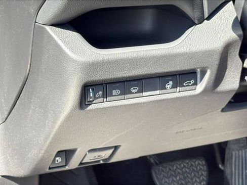 Certified 2022 Toyota RAV4 SE w/ Weather & Moonroof Package AWD/4WD image 15
