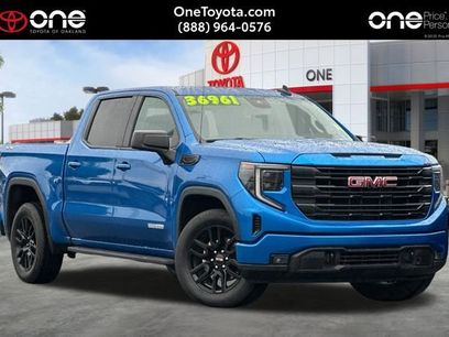 Used 2023 GMC Sierra 1500 Elevation