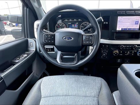 Used 2024 Ford F250 XL w/ STX Appearance Package AWD/4WD image 5