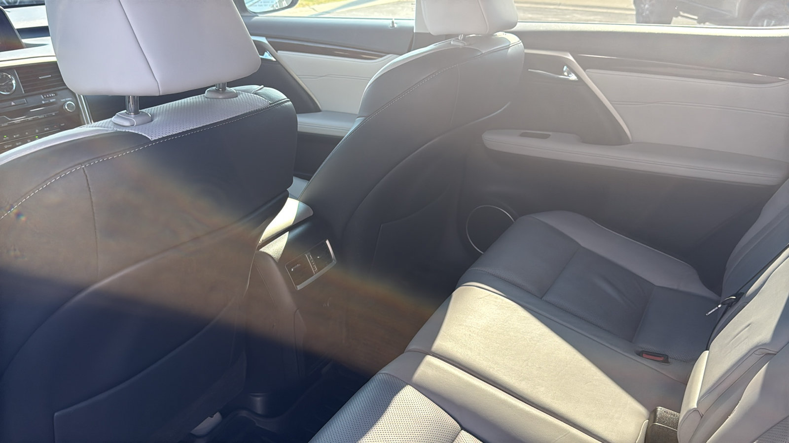 Used 2019 Lexus RX 350 AWD w/ Navigation Package image 22