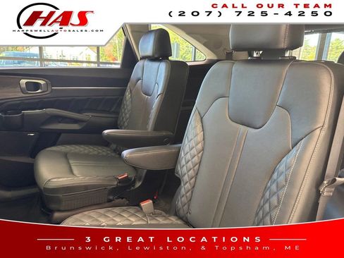 Used 2022 Kia Sorento SX Prestige image 12