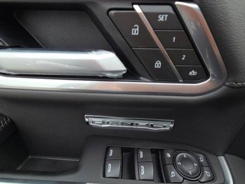 New 2026 GMC Sierra 1500 Denali w/ Technology Package AWD/4WD image 30