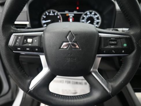 Used 2023 Mitsubishi Outlander SE AWD/4WD image 22