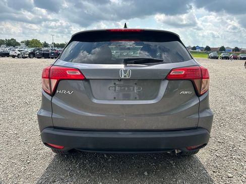 Used 2018 Honda HR-V EX image 10
