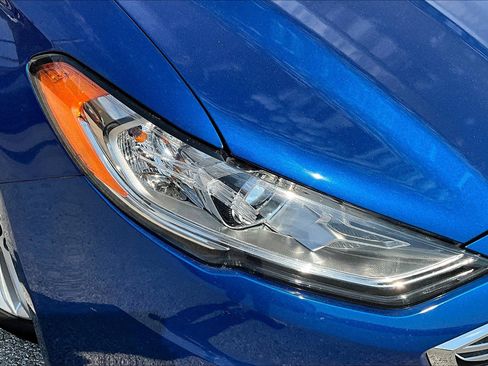 Used 2018 Ford Fusion S image 27