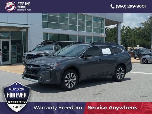 Used 2025 Subaru Outback Limited AWD/4WD image 2