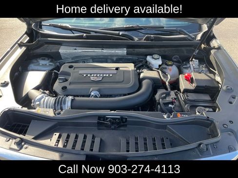 Used 2024 Cadillac XT4 Premium Luxury image 25