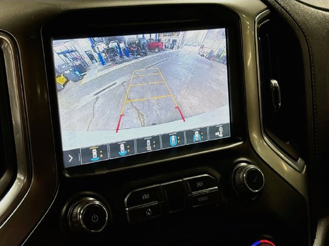 Used 2019 Chevrolet Silverado 1500 LTZ AWD/4WD image 11