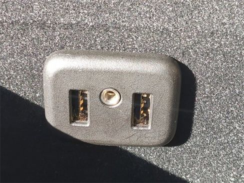 Used 2019 Cadillac XT5 Platinum image 23