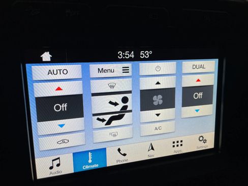 Used 2019 Ford F150 Platinum w/ Equipment Group 701A Luxury image 38