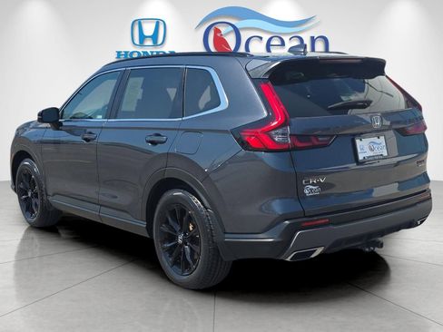 Used 2023 Honda CR-V Sport image 5