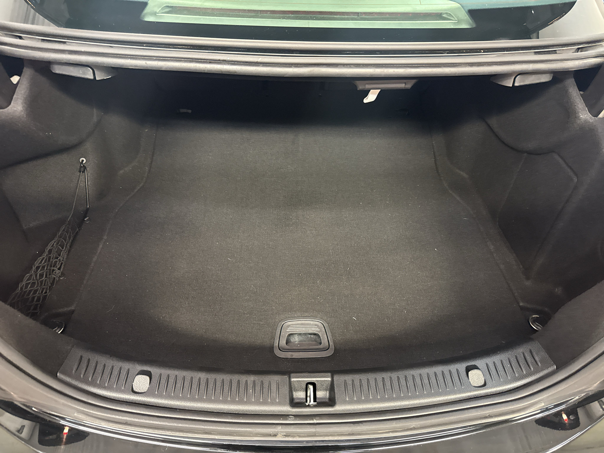 Used 2018 Mercedes-Benz E 300 4MATIC image 25