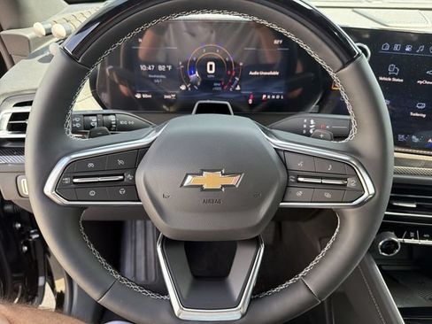 New 2026 Chevrolet Traverse High Country AWD/4WD image 15
