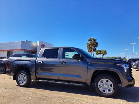 New 2026 Toyota Tundra SR image 3