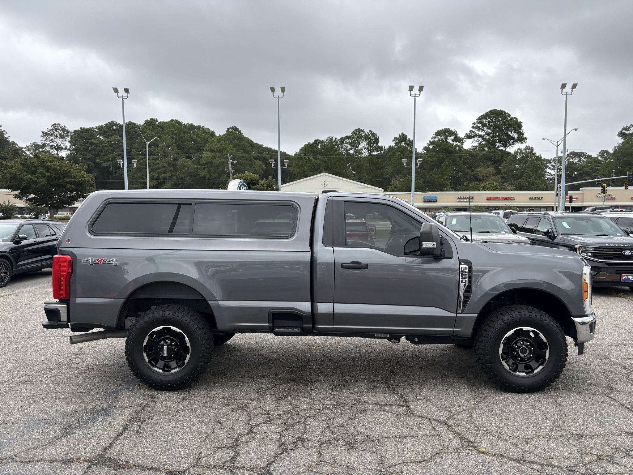 Used 2024 Ford F250 XL w/ XL Off-Road Package AWD/4WD image 4