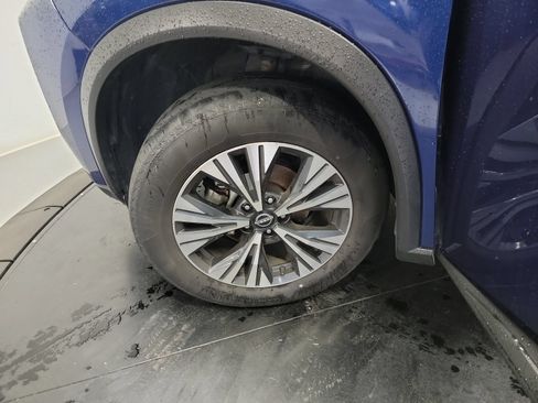Used 2023 Nissan Rogue SV AWD/4WD image 29