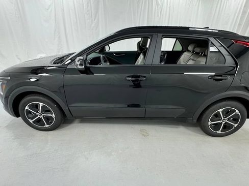 New 2026 Kia Niro EX FWD image 6