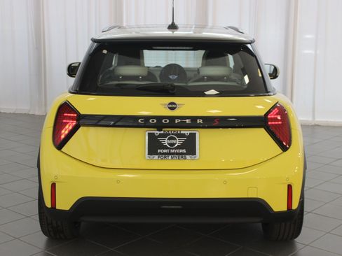 New 2026 MINI Cooper S FWD image 9