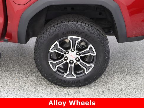 Used 2024 GMC Canyon AT4 w/ AT4 Premium Package image 10