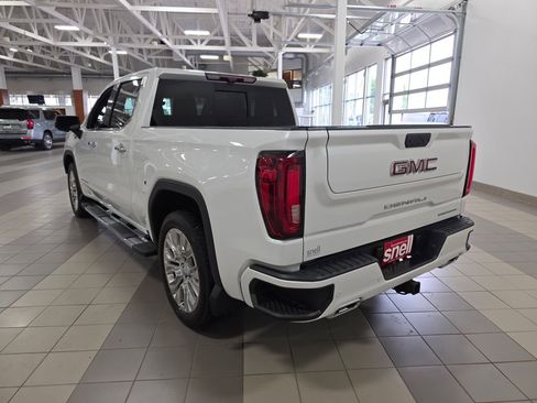 Used 2020 GMC Sierra 1500 Denali w/ Denali Premium Package AWD/4WD image 3