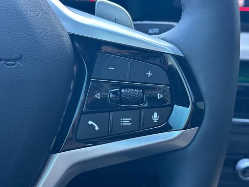 Certified 2025 BMW 230i Coupe w/ Convenience Package image 31