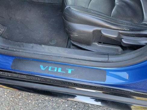 Used 2017 Chevrolet Volt Premier w/ Driver Confidence II Package image 16