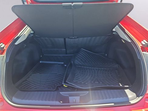 Used 2024 Toyota Prius Prime FWD image 32