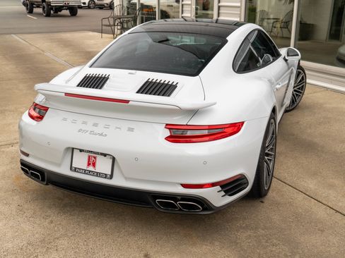 Used 2019 Porsche 911 Turbo AWD/4WD image 5