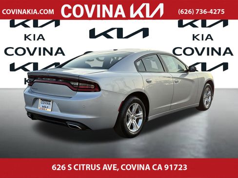 Used 2022 Dodge Charger SXT image 8