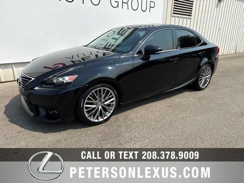 Used 2015 Lexus IS 250 w/ Navigation System Package RWD image 8