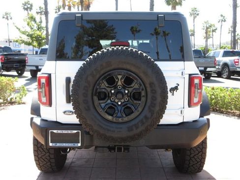 Certified 2022 Ford Bronco Wildtrak AWD/4WD image 3