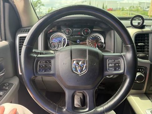 Used 2015 RAM 1500 Lone Star RWD image 40