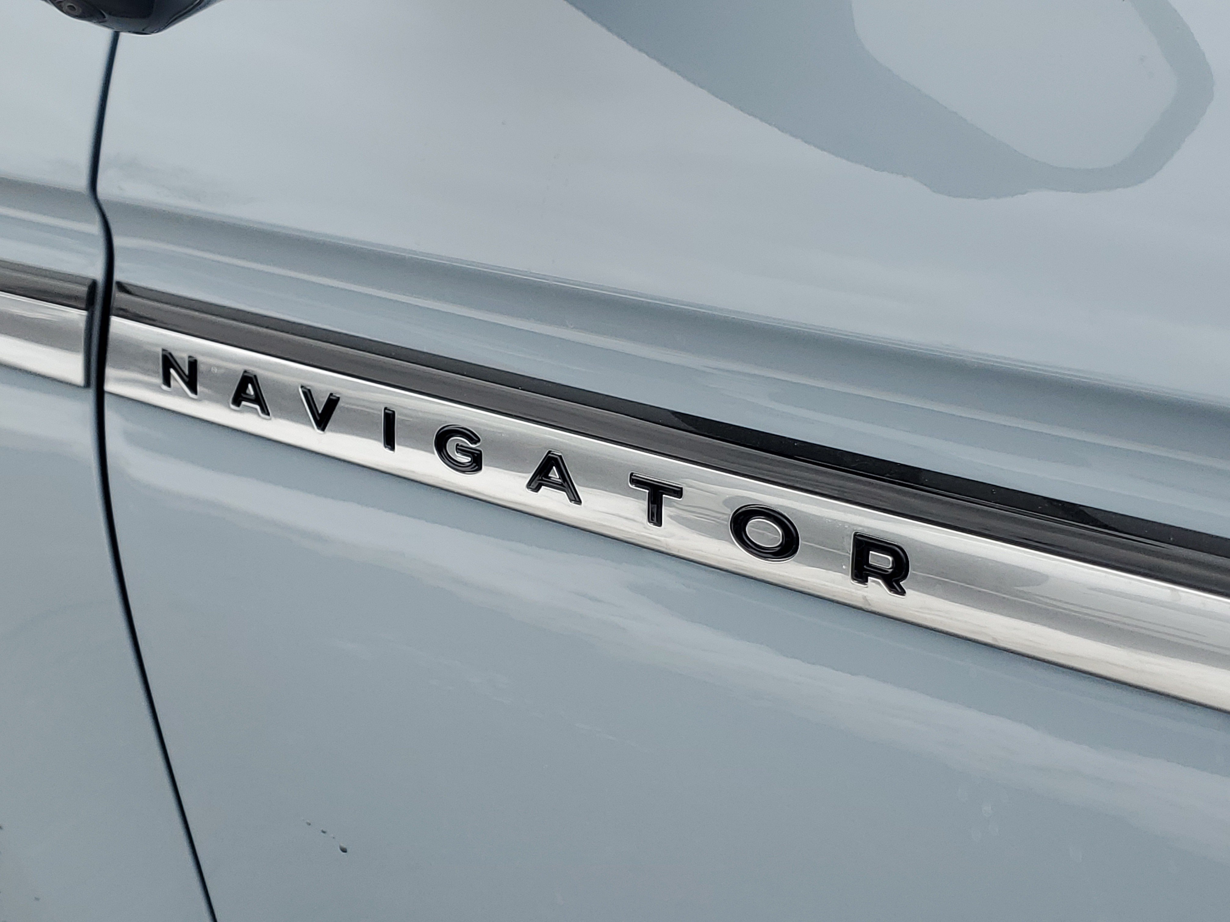 New 2026 Lincoln Navigator Reserve AWD/4WD image 7