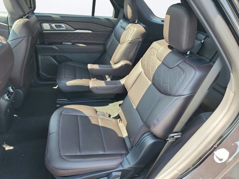 New 2027 Ford Explorer Platinum w/ LUX Leather Package AWD/4WD image 25