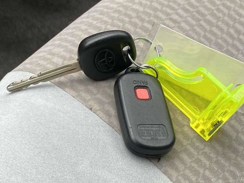 Used 2008 Toyota Corolla S image 25