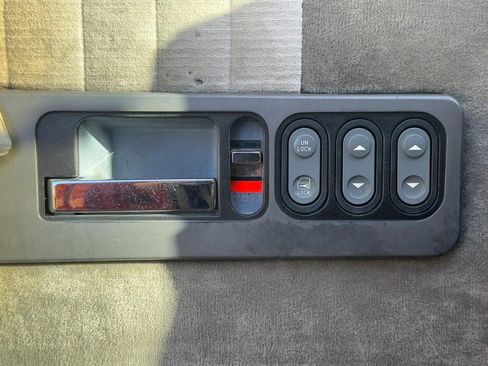 Used 1994 GMC Sierra 1500 4x4 Regular Cab image 22