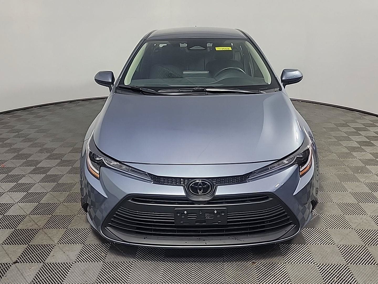 Used 2026 Toyota Corolla LE FWD image 12