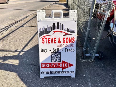 Used 2014 Chevrolet Silverado 1500 LTZ image 27