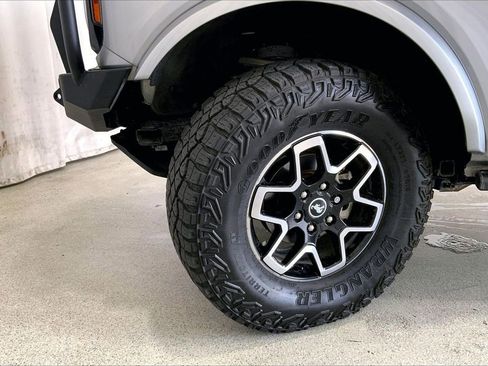 Used 2023 Ford Bronco Outer Banks AWD/4WD image 20