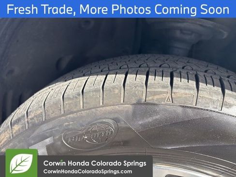 Used 2025 Subaru Outback Premium image 9