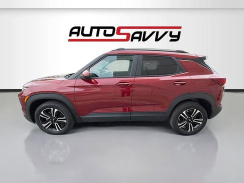 Used 2024 Chevrolet TrailBlazer LT w/ LT Cold Weather Package AWD/4WD image 4