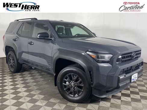 Used 2025 Toyota 4Runner SR5 AWD/4WD image 1