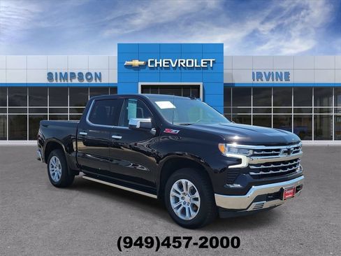 Used 2023 Chevrolet Silverado 1500 LTZ w/ Technology Package AWD/4WD image 2