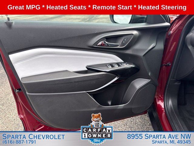 Used 2025 Chevrolet Trax LT w/ Driver Confidence Package FWD image 11