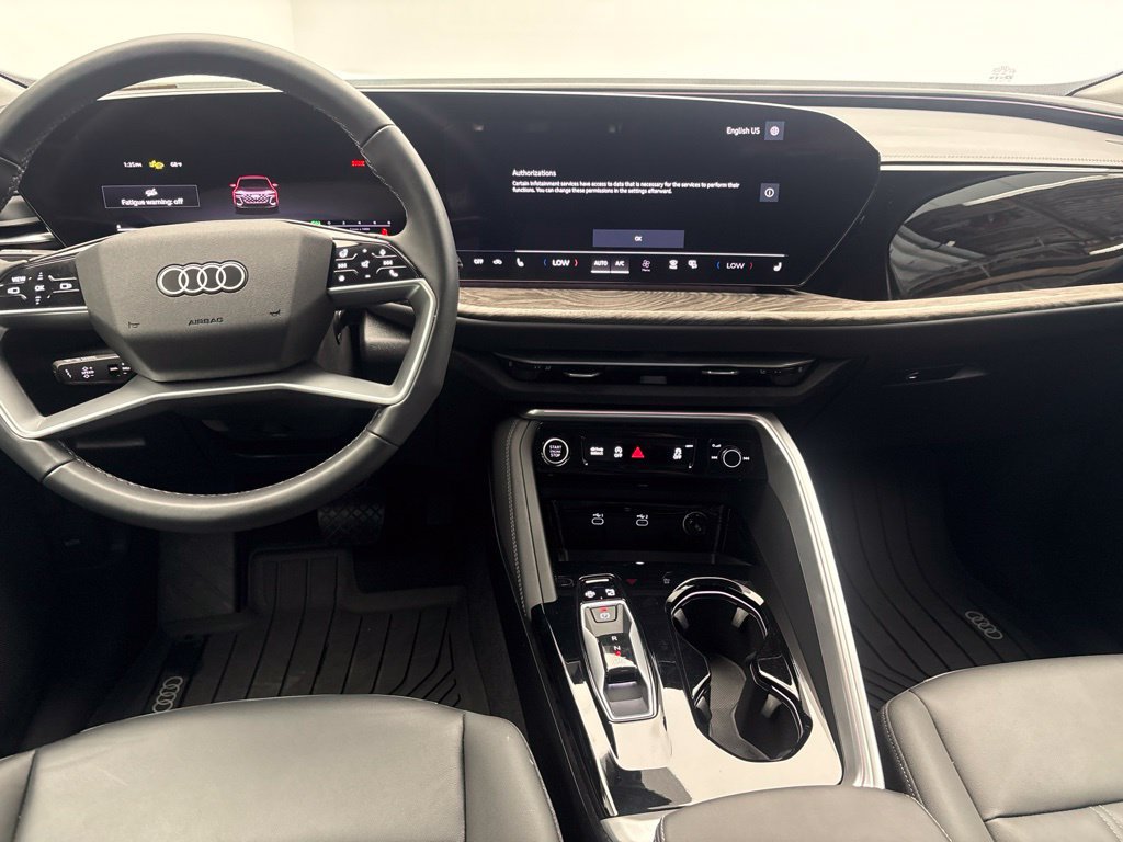 Used 2025 Audi Q5 Premium w/ Convenience Package AWD/4WD image 29