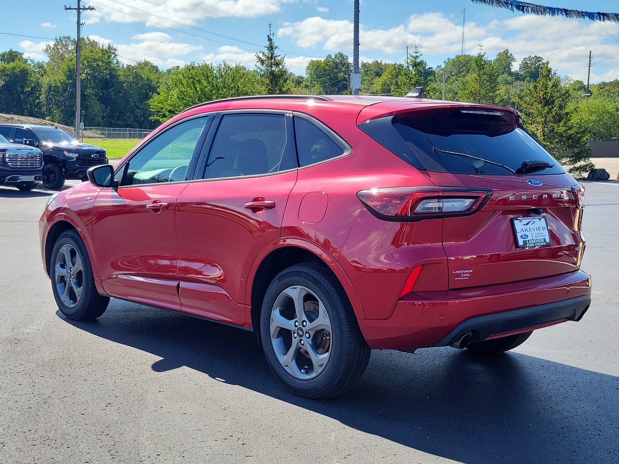 Certified 2023 Ford Escape ST-Line w/ Tech Pack #1 AWD/4WD image 4