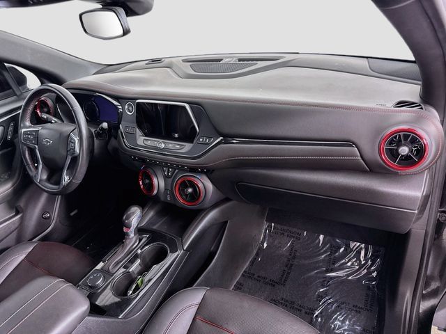 Used 2022 Chevrolet Blazer RS w/ Enhanced Convenience Package FWD image 30