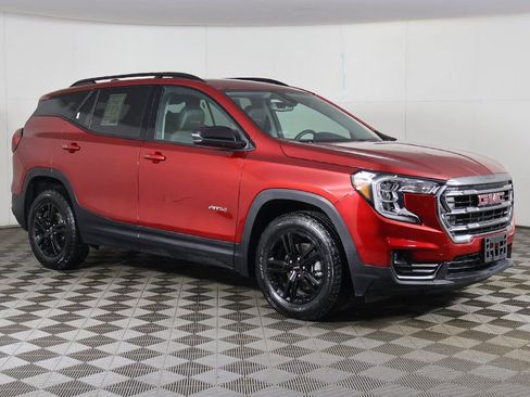 Used 2024 GMC Terrain AT4 w/ LPO, Floor Liner Package AWD/4WD image 2