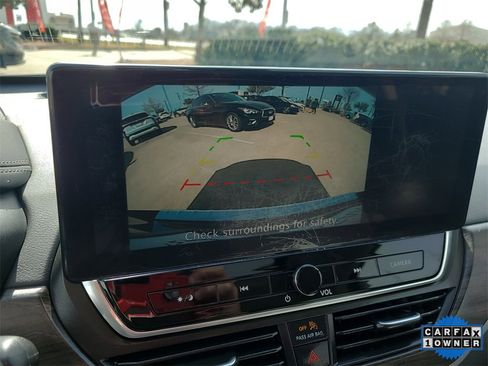 Used 2023 Nissan Altima 2.5 SV w/ SV Premium Package image 23